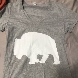 Bison V-neck
